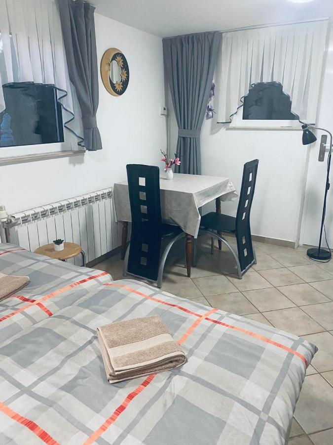 Apartment D *